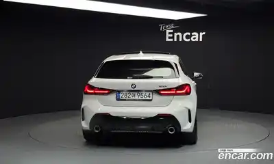 BMW 1-Series 2023 2.0 Автомат в Москве № 155967, миниатюра 4