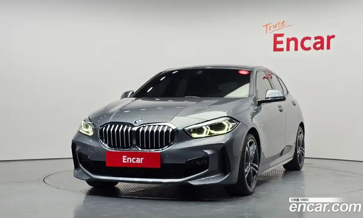 BMW 1-Series 2024 2.0 Автомат в Москве № 156089, фото 3