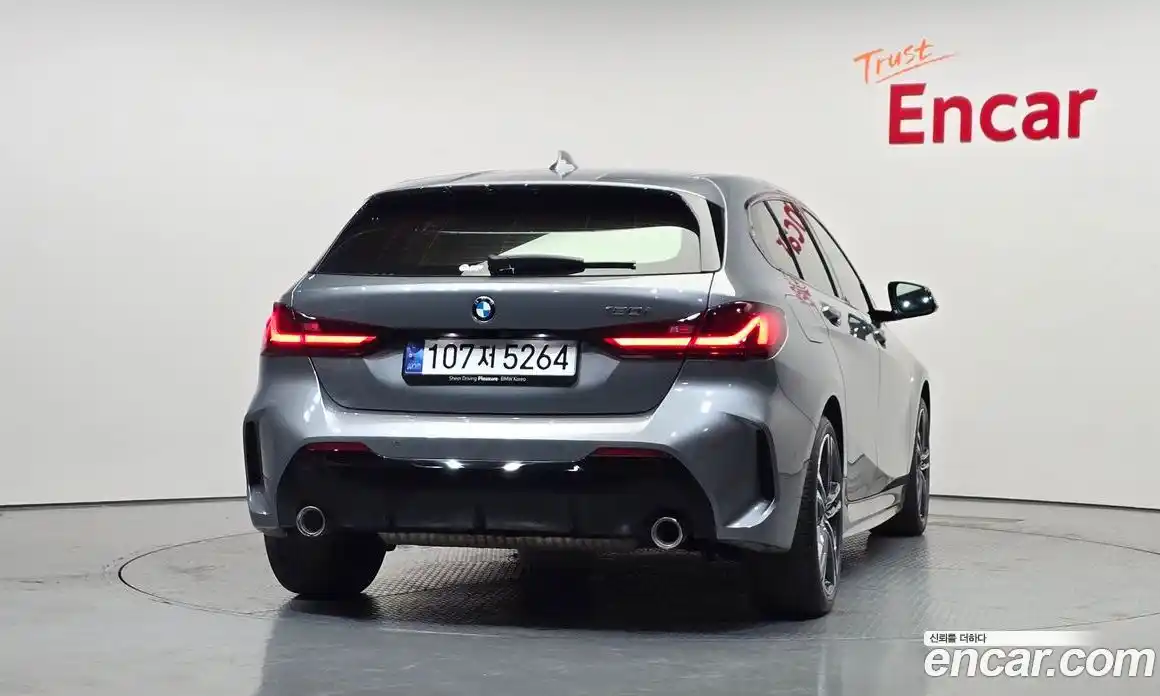 BMW 1-Series 2024 2.0 Автомат в Москве № 156089, фото 4