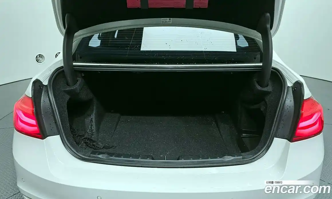 BMW 3-Series 2018 2.0 Автомат в Москве № 157993, фото 19