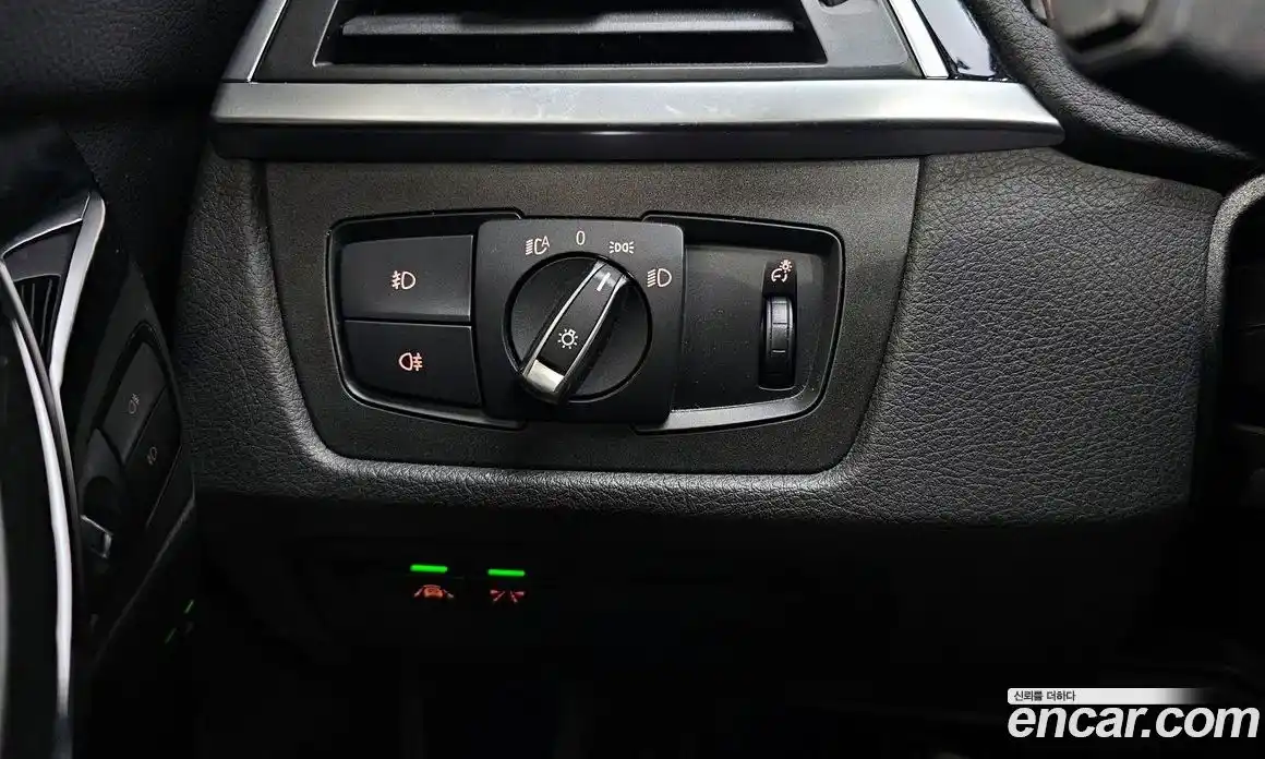 BMW 3-Series 2018 2.0 Автомат в Москве № 157993, фото 3