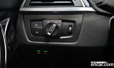 BMW 3-Series 2018 2.0 Автомат в Москве № 157993, миниатюра 3