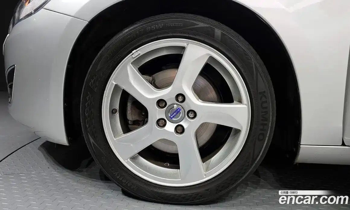 Volvo S60 2011 2.4 Автомат в Москве № 158156, фото 17