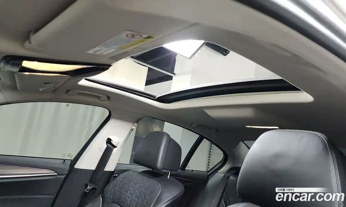 BMW 5-Series 2018 2.0 Автомат в Москве № 158446, фото 2