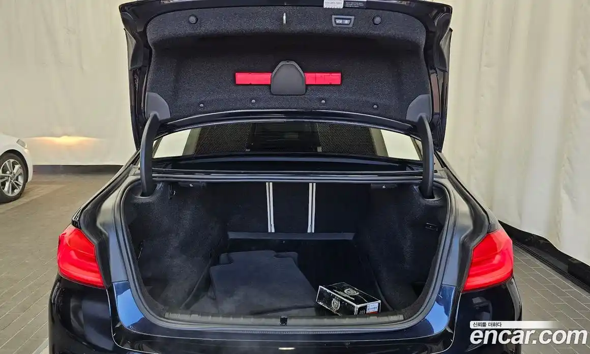 BMW 5-Series 2019 2.0 Автомат в Москве № 159199, фото 12