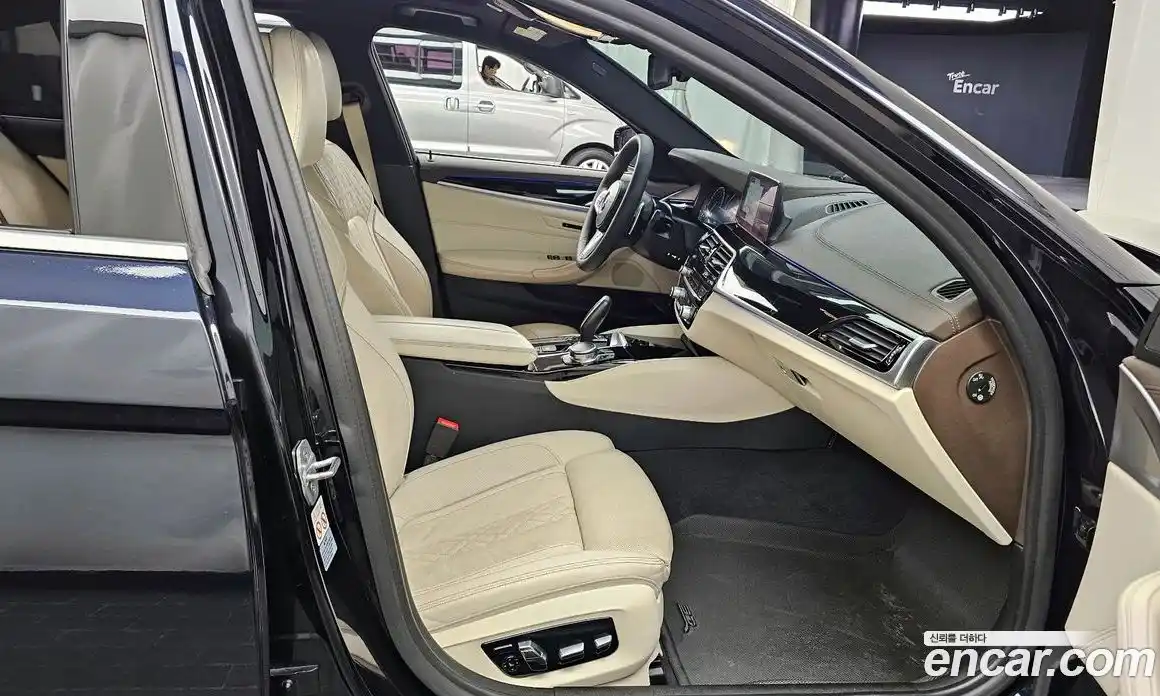 BMW 5-Series 2019 2.0 Автомат в Москве № 159199, фото 16