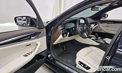 BMW 5-Series 2019 2.0 Автомат в Москве № 159199, миниатюра 4