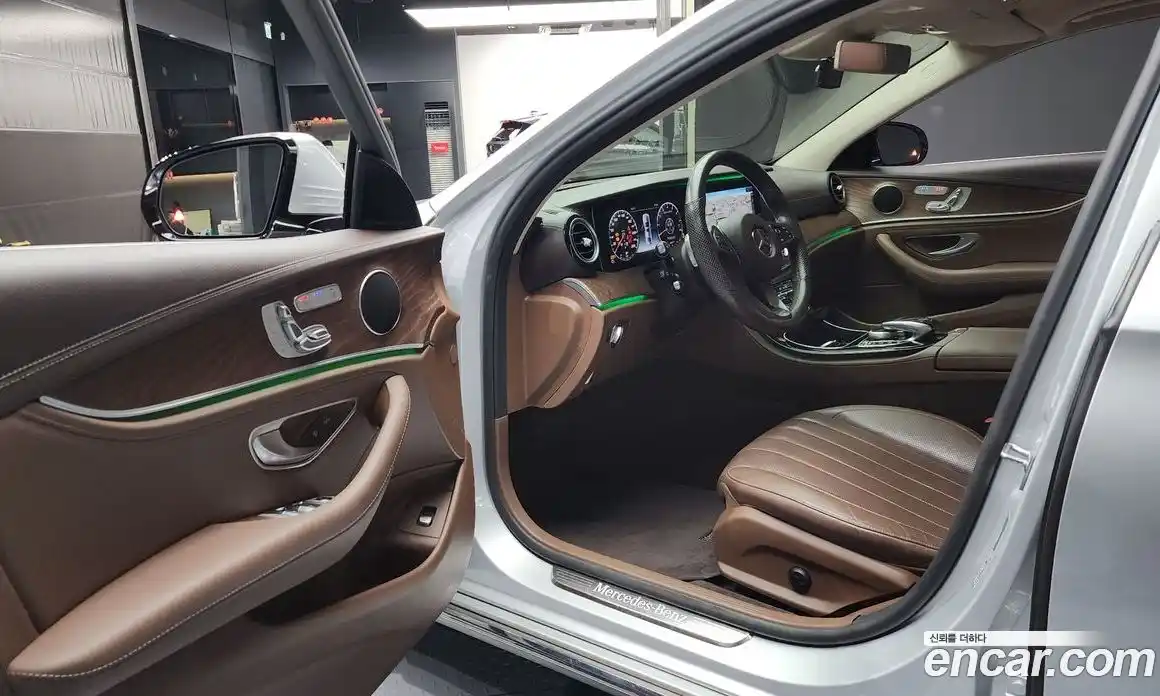 Mercedes-Benz E-Class 2017 2.0 Автомат в Москве № 159769, фото 14