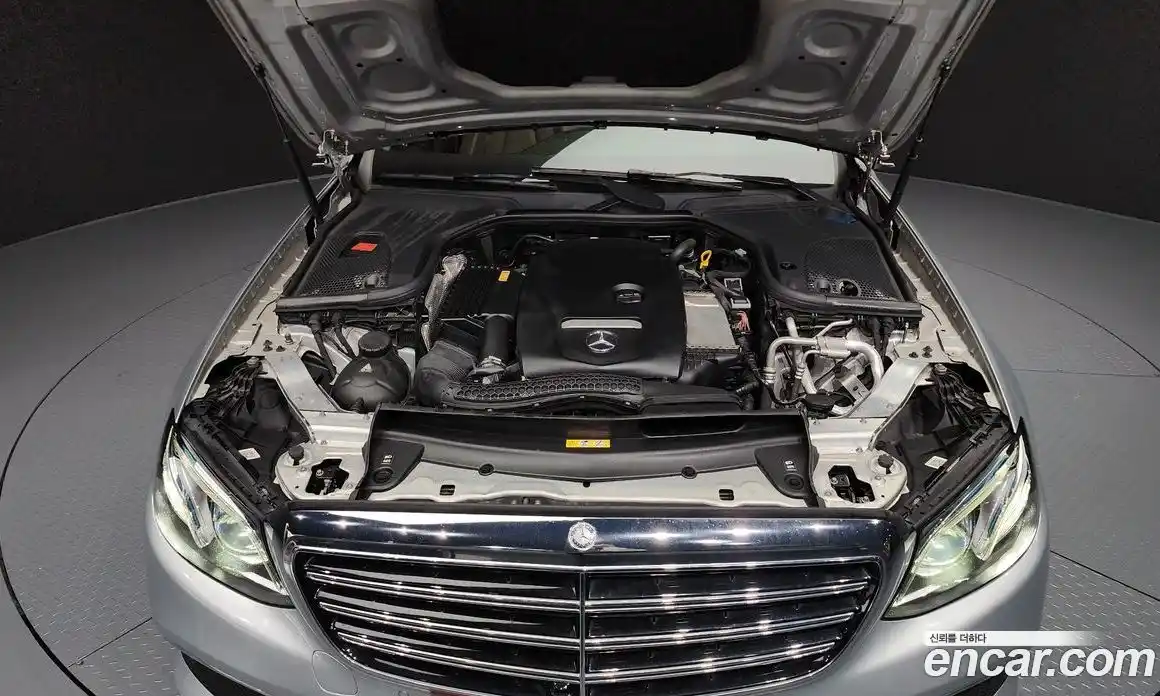 Mercedes-Benz E-Class 2017 2.0 Автомат в Москве № 159769, фото 6