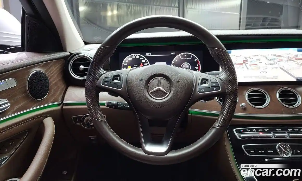 Mercedes-Benz E-Class 2017 2.0 Автомат в Москве № 159769, фото 8