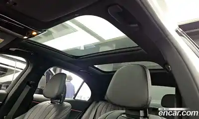 Mercedes-Benz E-Class 2025 2.0 Автомат в Москве № 160203, миниатюра 4