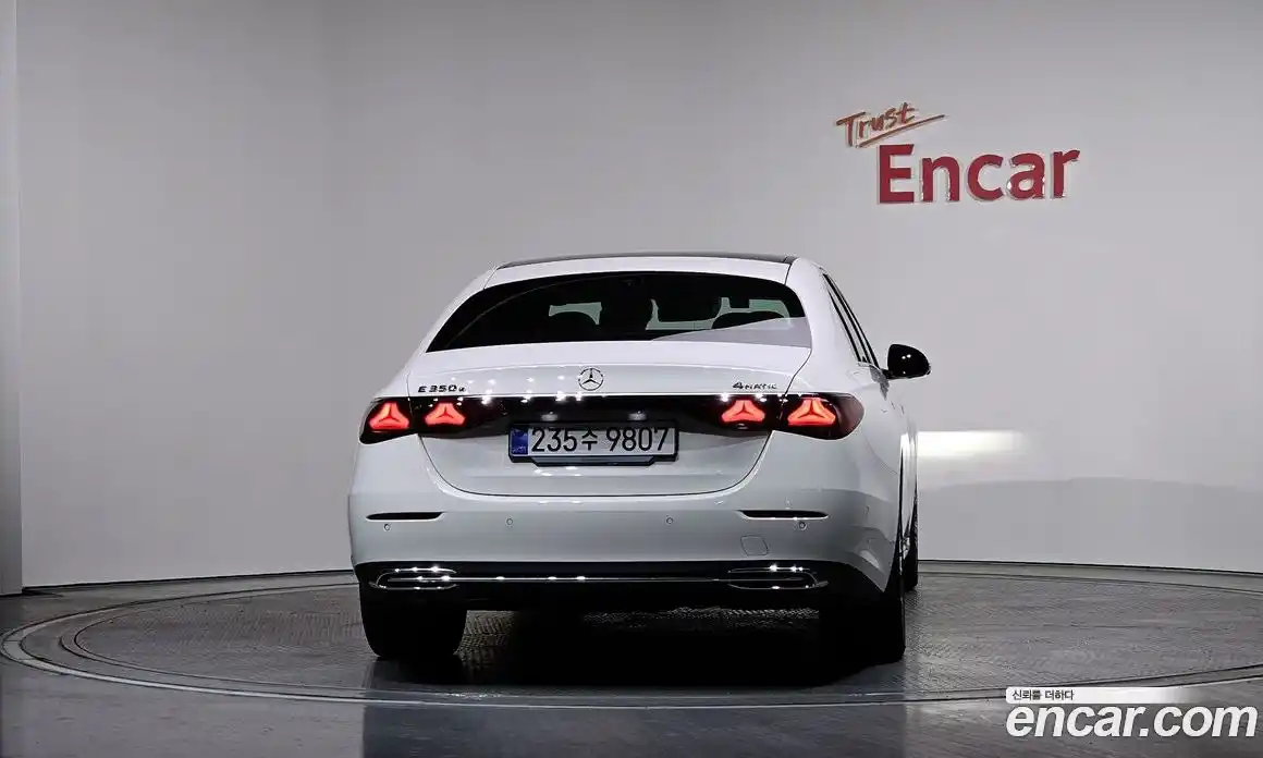 Mercedes-Benz E-Class 2025 2.0 Автомат в Москве № 160203, фото 6