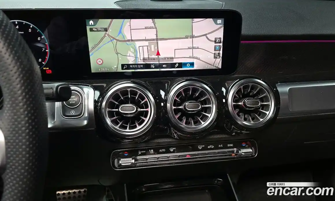 Mercedes-Benz GLB-Class 2022 2.0 Автомат в Москве № 160365, фото 19