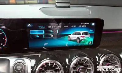 Mercedes-Benz GLB-Class 2022 2.0 Автомат в Москве № 160365, миниатюра 2