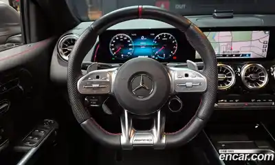 Mercedes-Benz GLB-Class 2022 2.0 Автомат в Москве № 160365, миниатюра 4