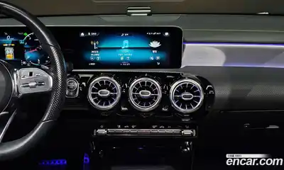 Mercedes-Benz CLA-Class 2020 2.0 Автомат в Москве № 160555, миниатюра 11