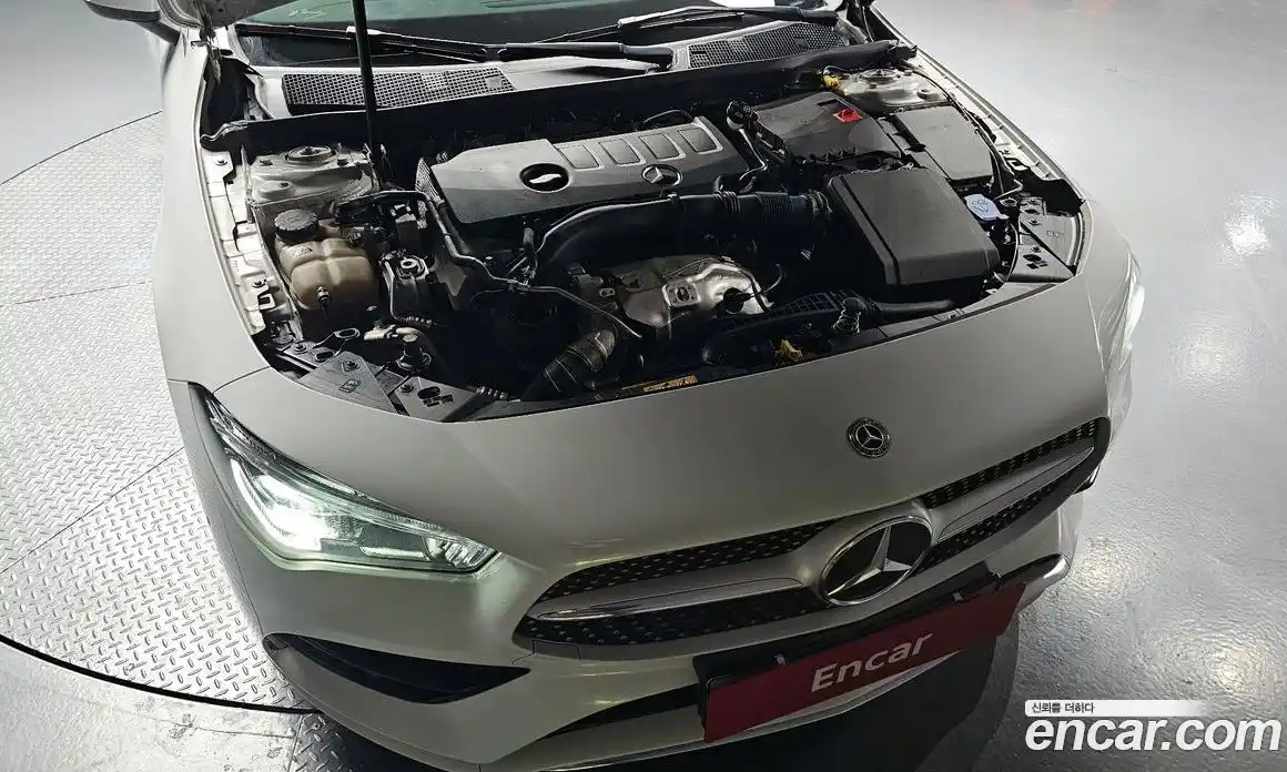 Mercedes-Benz CLA-Class 2020 2.0 Автомат в Москве № 160555, фото 8