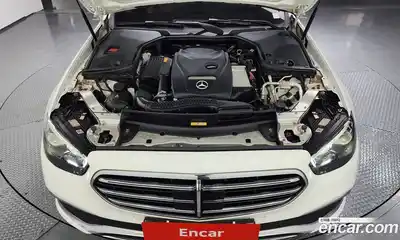 Mercedes-Benz E-Class 2021 2.0 Автомат в Москве № 160708, миниатюра 6