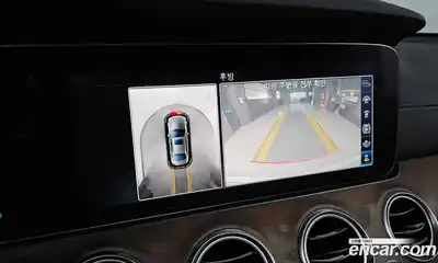 Mercedes-Benz E-Class 2019 2.0 Автомат в Москве № 161002, миниатюра 4