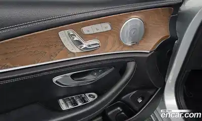 Mercedes-Benz E-Class 2019 2.0 Автомат в Москве № 161002, миниатюра 5