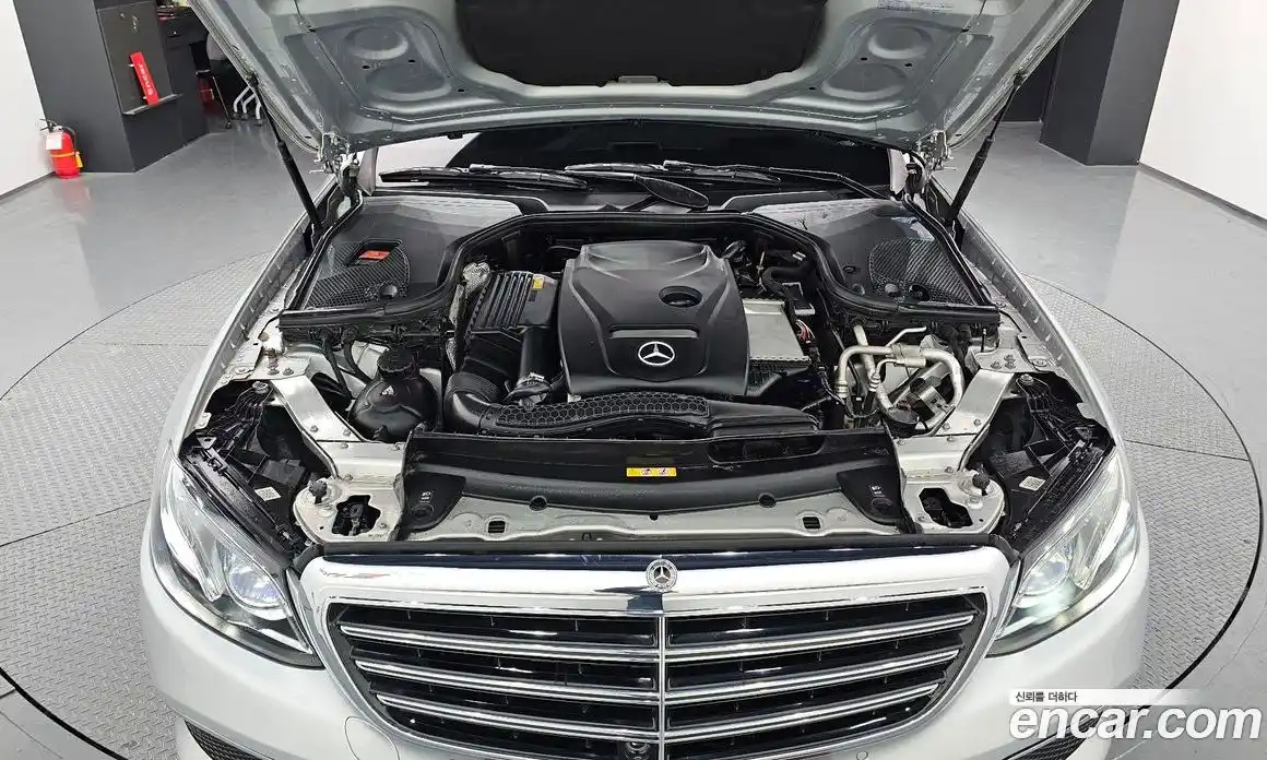 Mercedes-Benz E-Class 2019 2.0 Автомат в Москве № 161002, фото 6