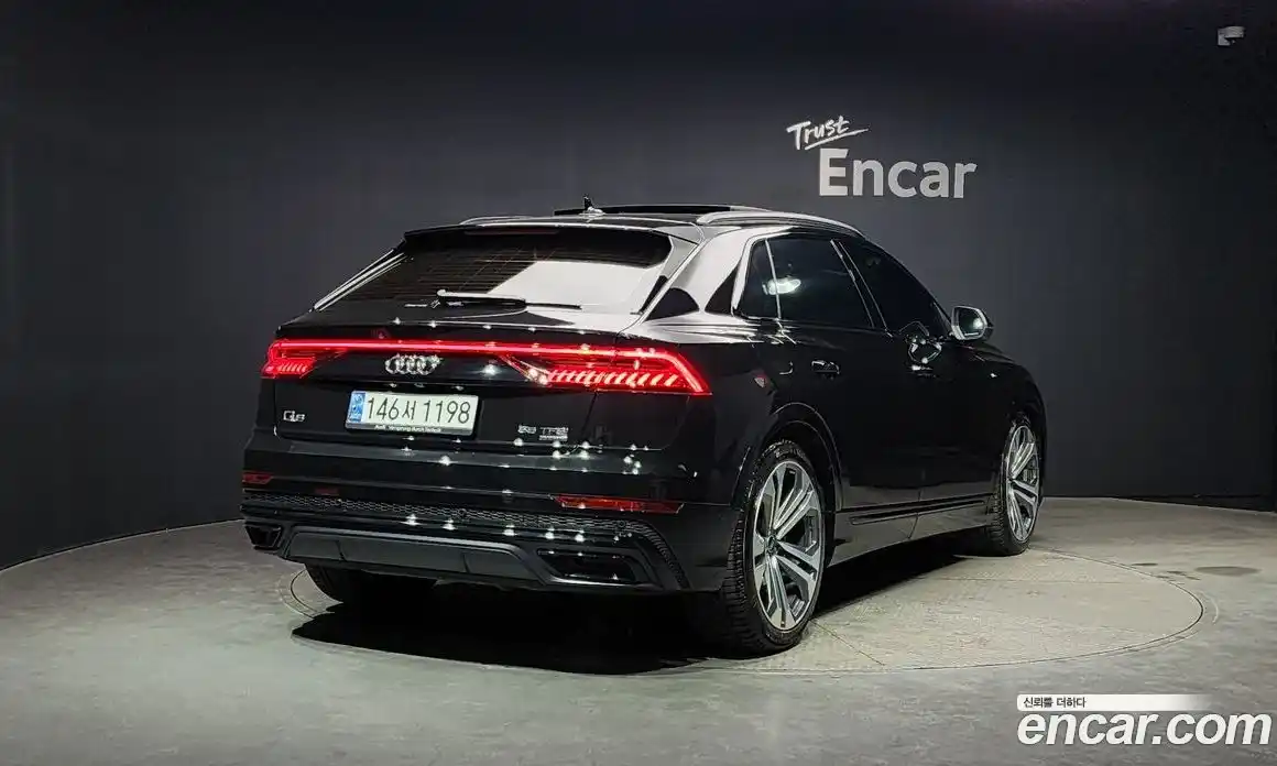 Audi Q8 2023 3.0 Автомат в Москве № 162654, фото 20