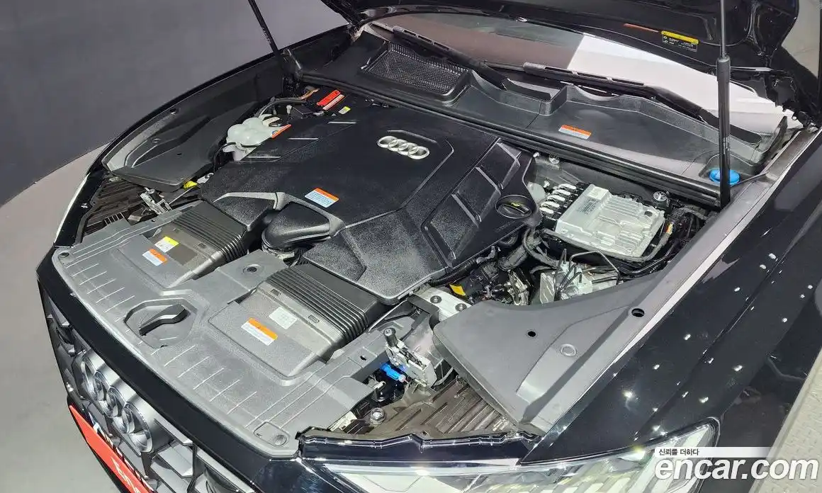 Audi Q8 2023 3.0 Автомат в Москве № 162654, фото 7