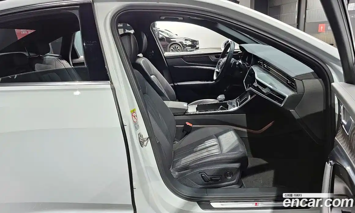 Audi A6 2023 2.0 Автомат в Москве № 162844, фото 15