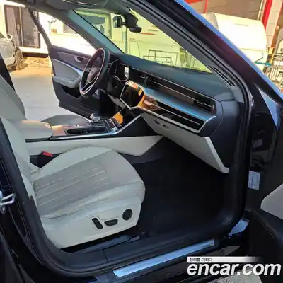 Audi A6 2022 2.0 Автомат в Москве № 164094, миниатюра 11