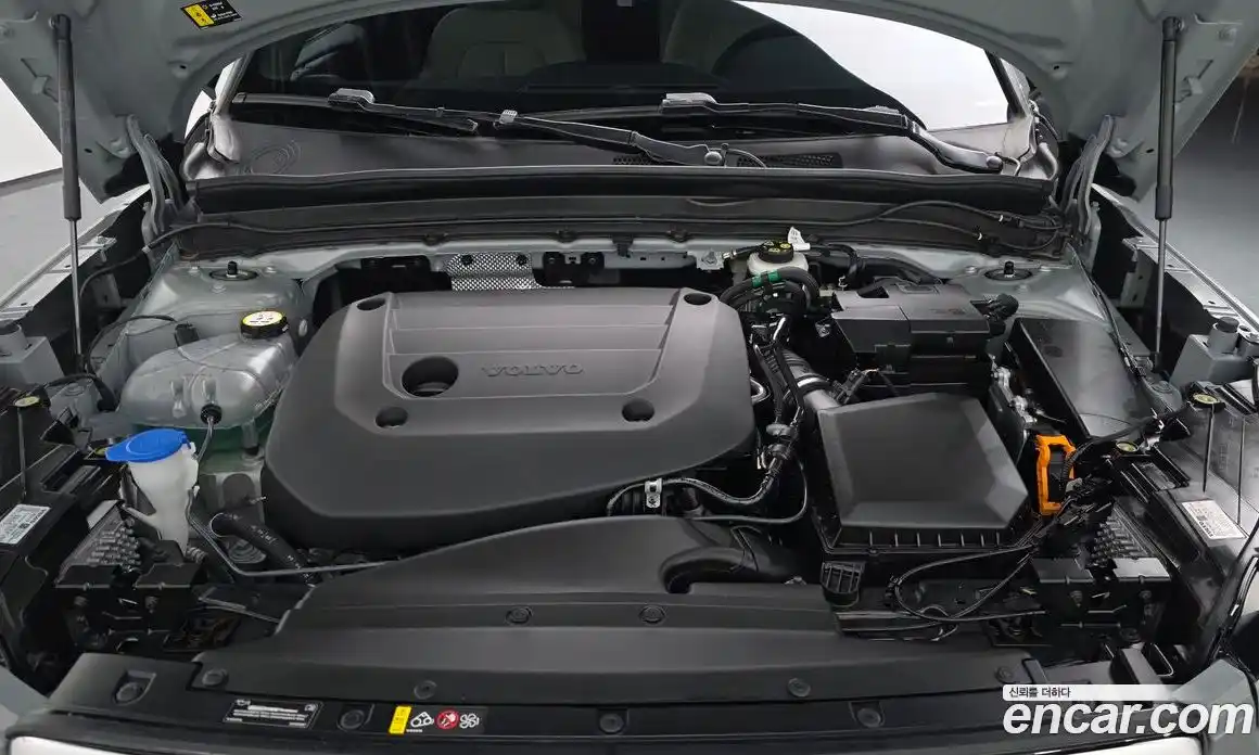 Volvo XC40 2025 2.0 Автомат в Москве № 164216, фото 13