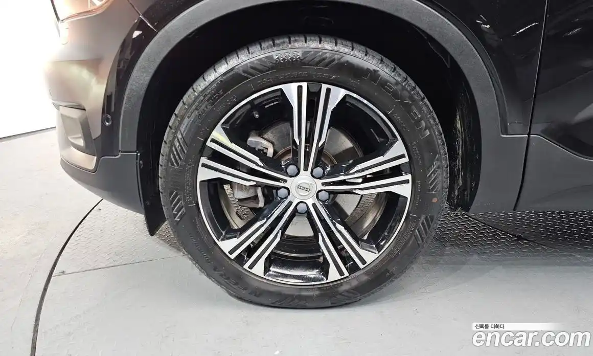 Volvo XC40 2020 2.0 Автомат в Москве № 164365, фото 19