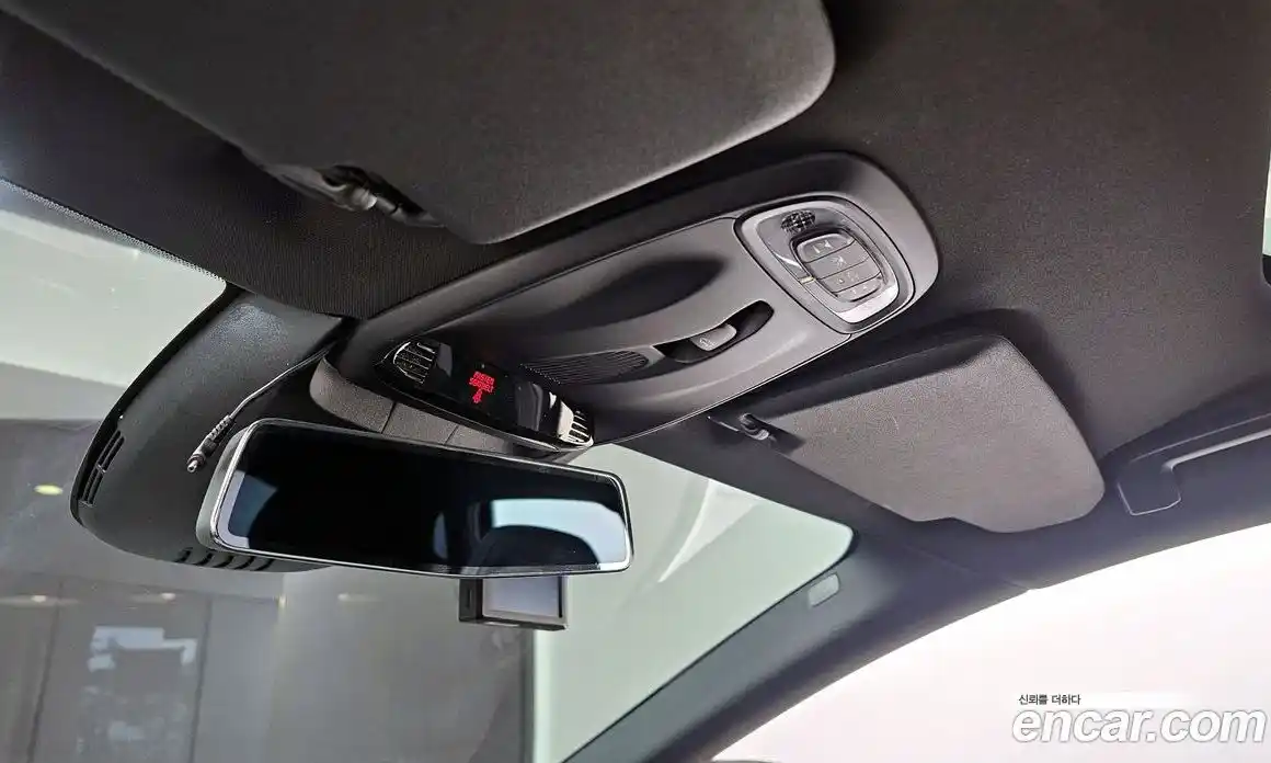 Volvo V40 2015 2.0 Автомат в Москве № 164415, фото 18