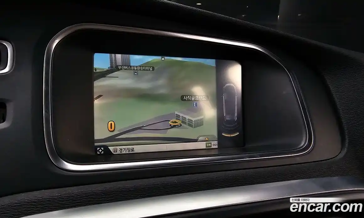 Volvo V40 2015 2.0 Автомат в Москве № 164415, фото 9