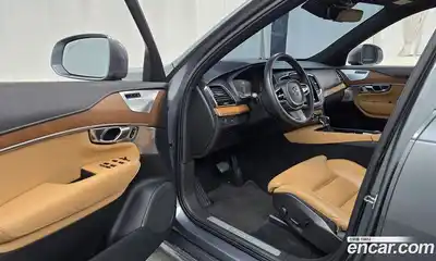Volvo XC90 2019 2.0 Автомат в Москве № 164707, миниатюра 12