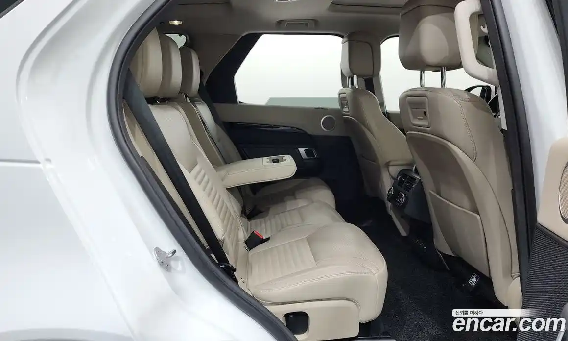 Land Rover Discovery 2022 3.0 Автомат в Москве № 166293, фото 12