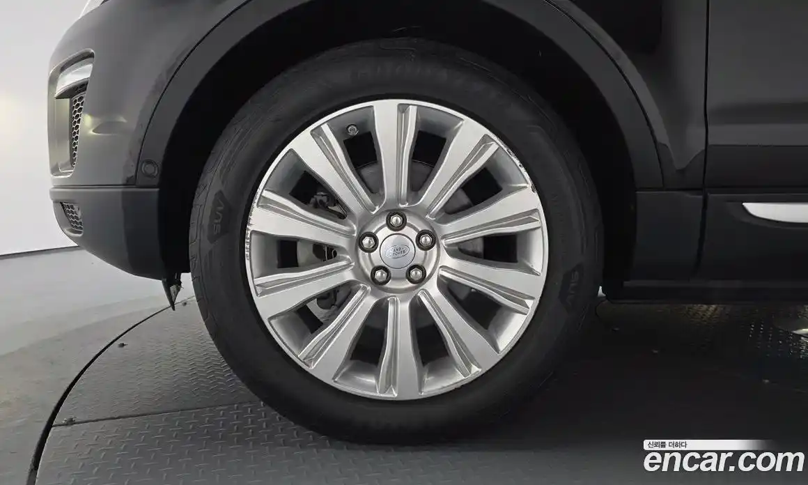 Land Rover Range-Rover Evoque 2018 2.0 Автомат в Москве № 166349, фото 18