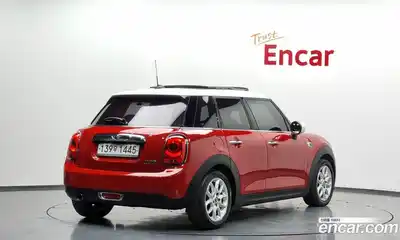 Mini Cooper 2016 1.5 Автомат в Москве № 167198, миниатюра 2