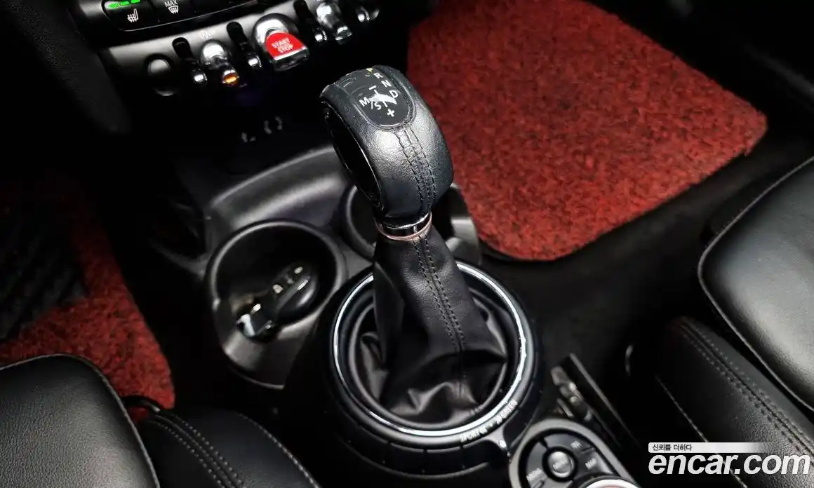 Mini Cooper 2016 1.5 Автомат в Москве № 167198, фото 9