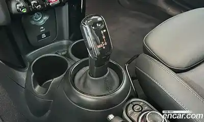 Mini Cooper 2024 1.5 Автомат в Москве № 167376, миниатюра 9