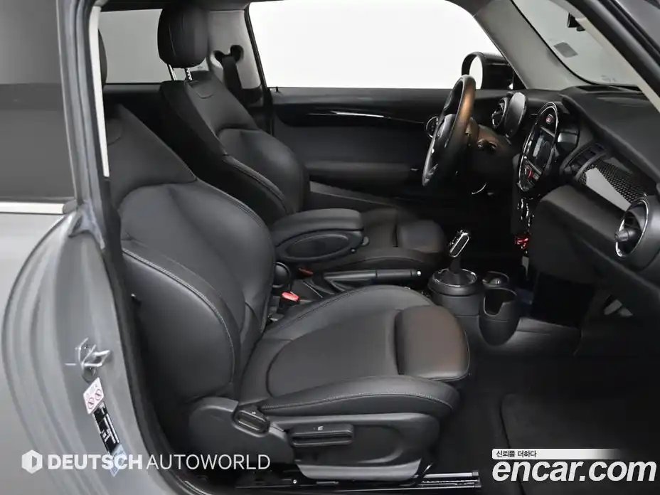 Mini Cooper 2021 2.0 Автомат в Москве № 167448, фото 6