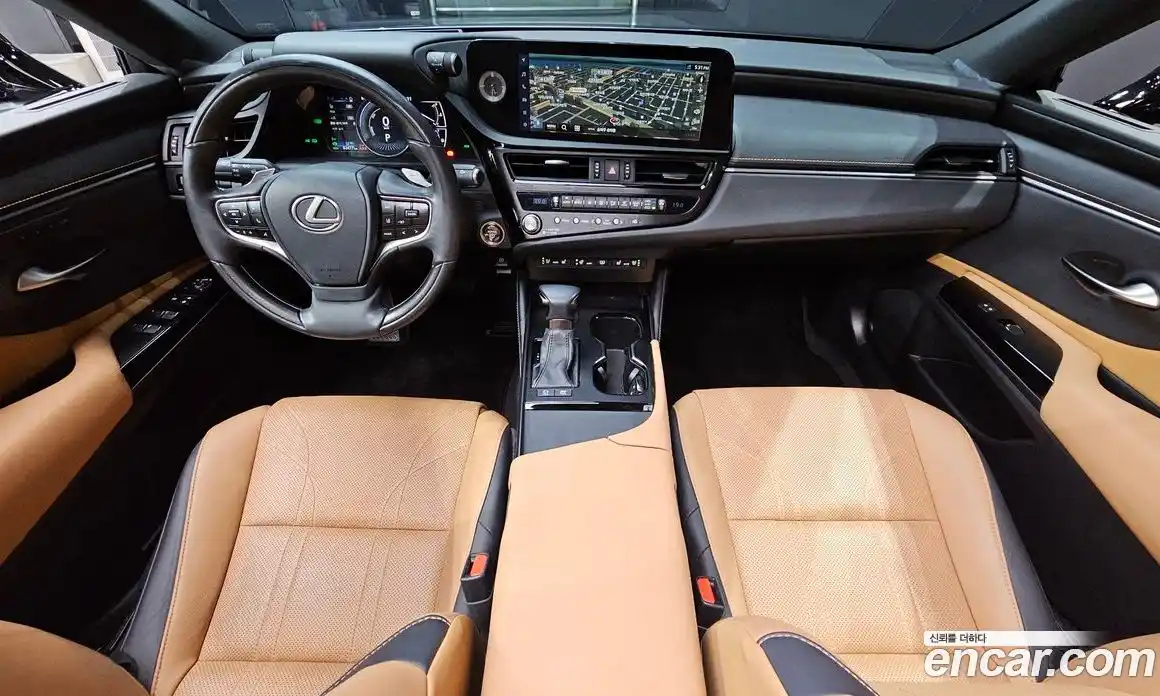 Lexus ES 2023 2.5 Автомат в Москве № 168161, фото 1