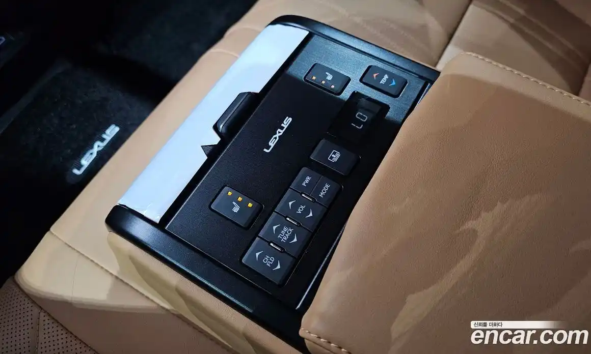 Lexus ES 2023 2.5 Автомат в Москве № 168161, фото 13