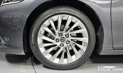 Lexus ES 2023 2.5 Автомат в Москве № 168161, миниатюра 3