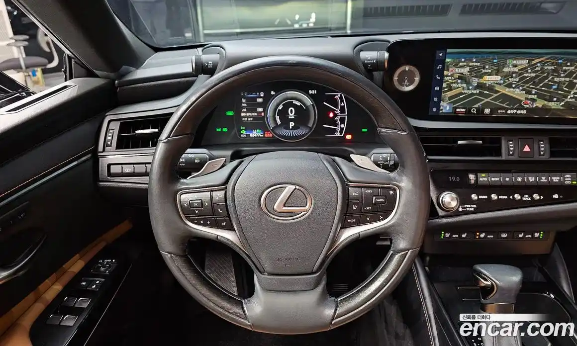 Lexus ES 2023 2.5 Автомат в Москве № 168161, фото 7