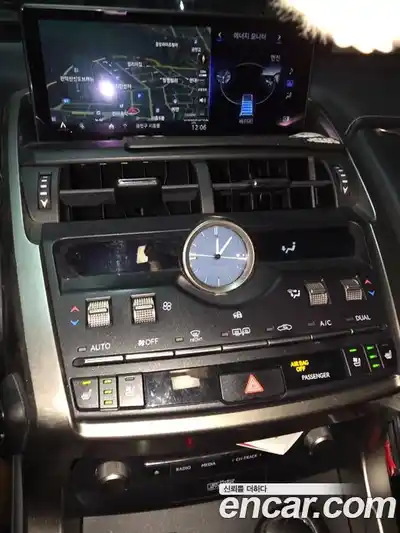 Lexus NX 2019 2.5 Автомат в Москве № 168330, миниатюра 12