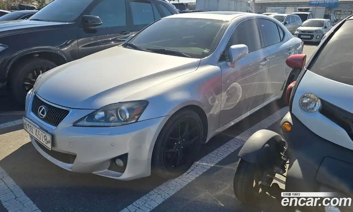 Lexus IS 2011 2.5 Автомат в Москве № 168334, фото 3
