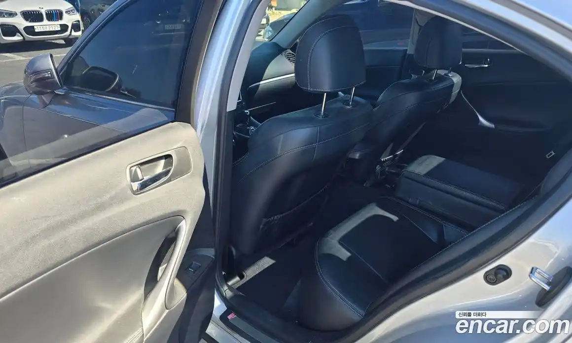 Lexus IS 2011 2.5 Автомат в Москве № 168334, фото 9