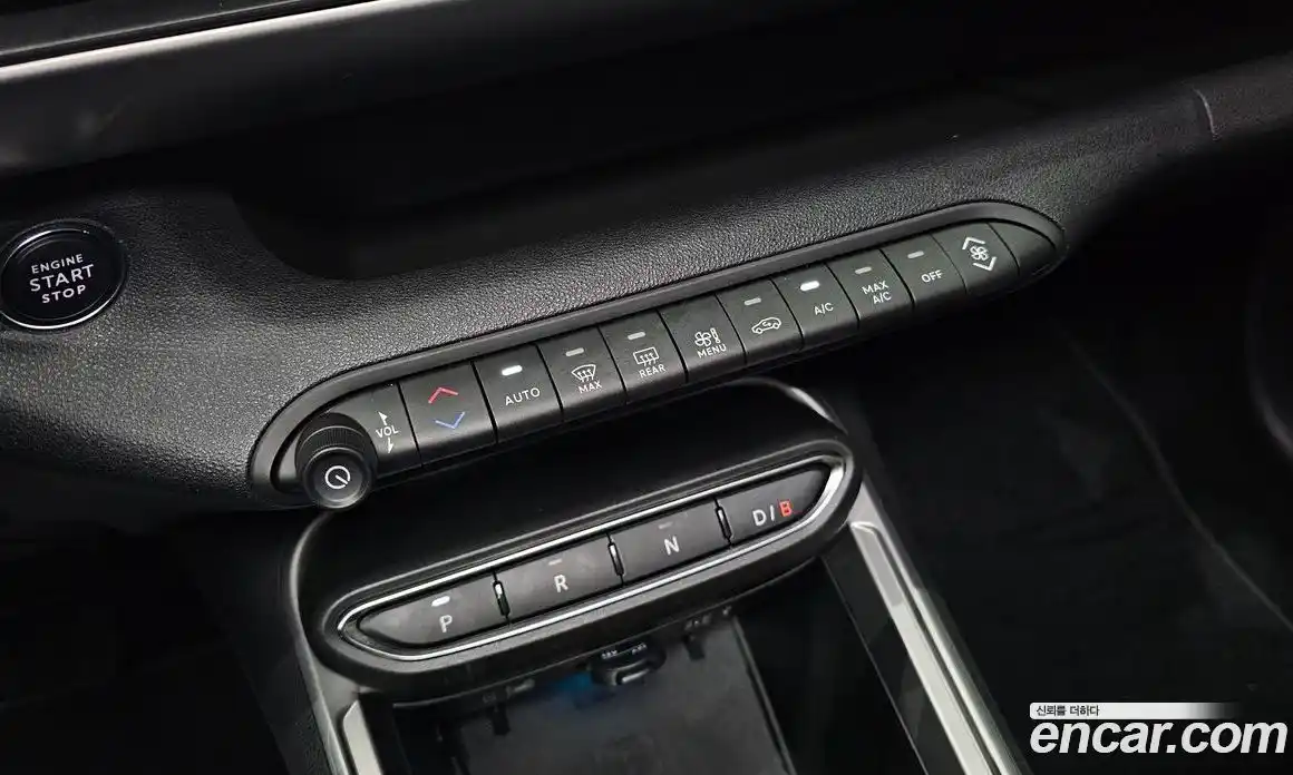 Jeep Avenger 2024 0.1 Автомат в Москве № 169324, фото 3