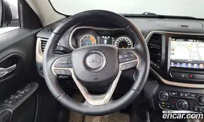 Jeep Cherokee 2016 2.2 Автомат в Москве № 169900, миниатюра 2