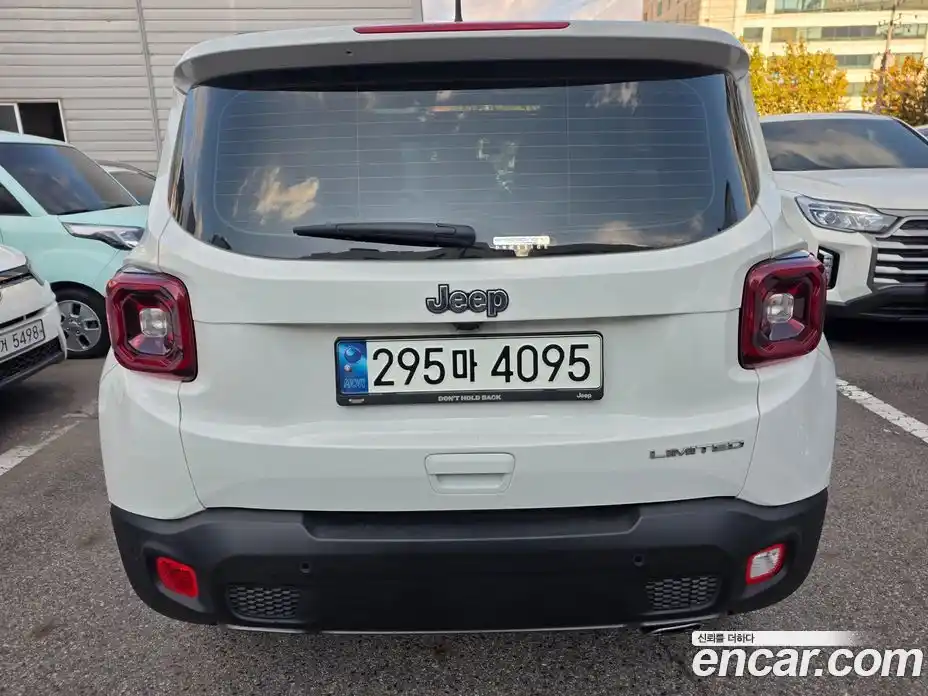 Jeep Renegade 2021 2.4 Автомат в Москве № 169941, фото 4